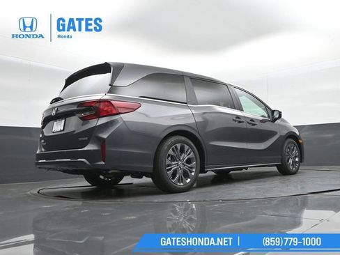 New 2026 Honda Odyssey Touring image 49