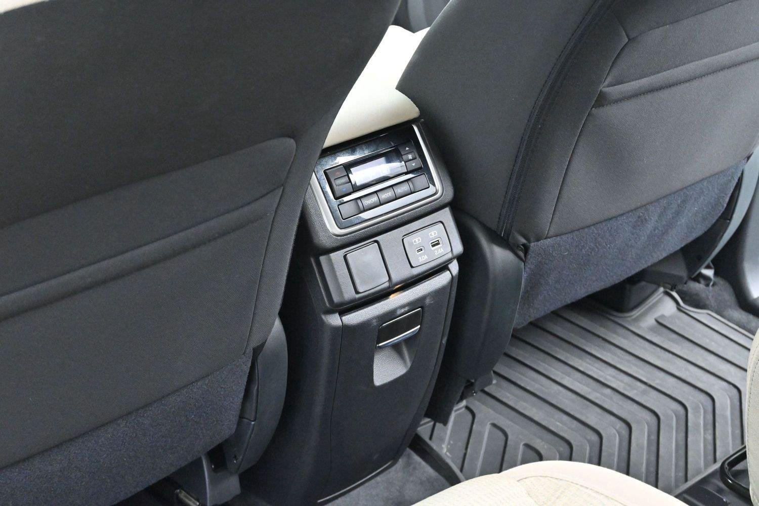 Used 2025 Subaru Ascent Premium w/ Premium Package AWD/4WD image 26