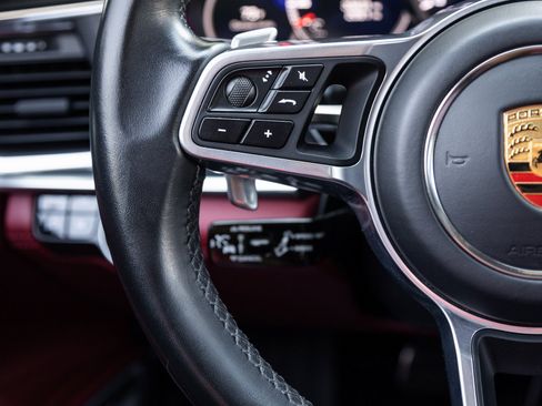 Certified 2020 Porsche Panamera GTS image 15