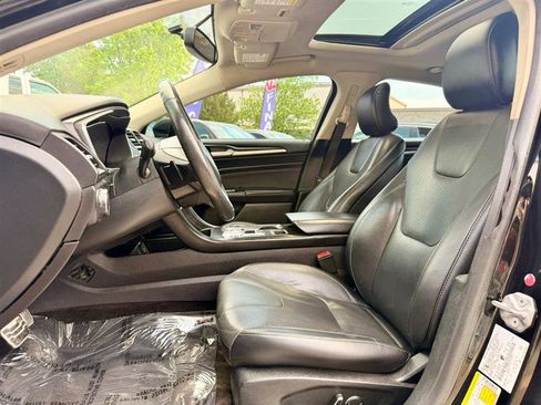 Used 2018 Ford Fusion Titanium AWD/4WD image 6