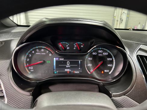 Used 2016 Chevrolet Cruze LT w/ Sun And Sound Package FWD image 23