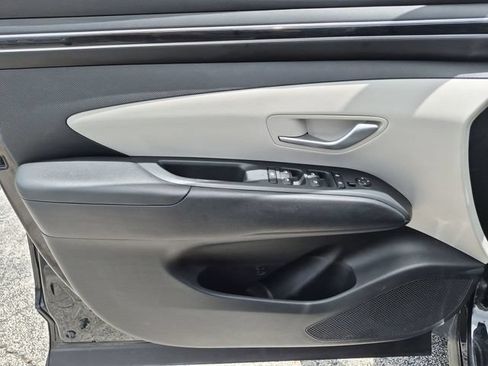 Used 2022 Hyundai Tucson Blue AWD/4WD image 9