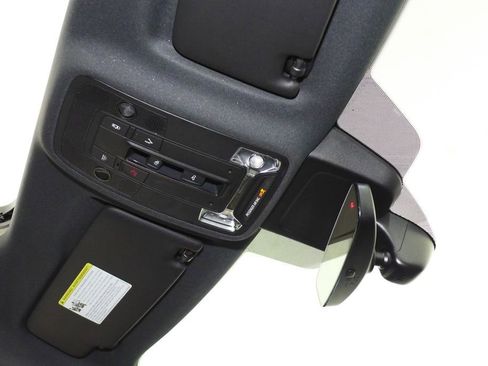 Used 2022 Audi Q3 2.0T Premium w/ Black Optic Sport Package image 17