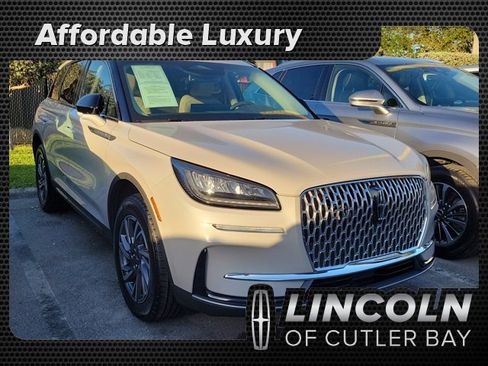 Certified 2023 Lincoln Corsair Standard image 1