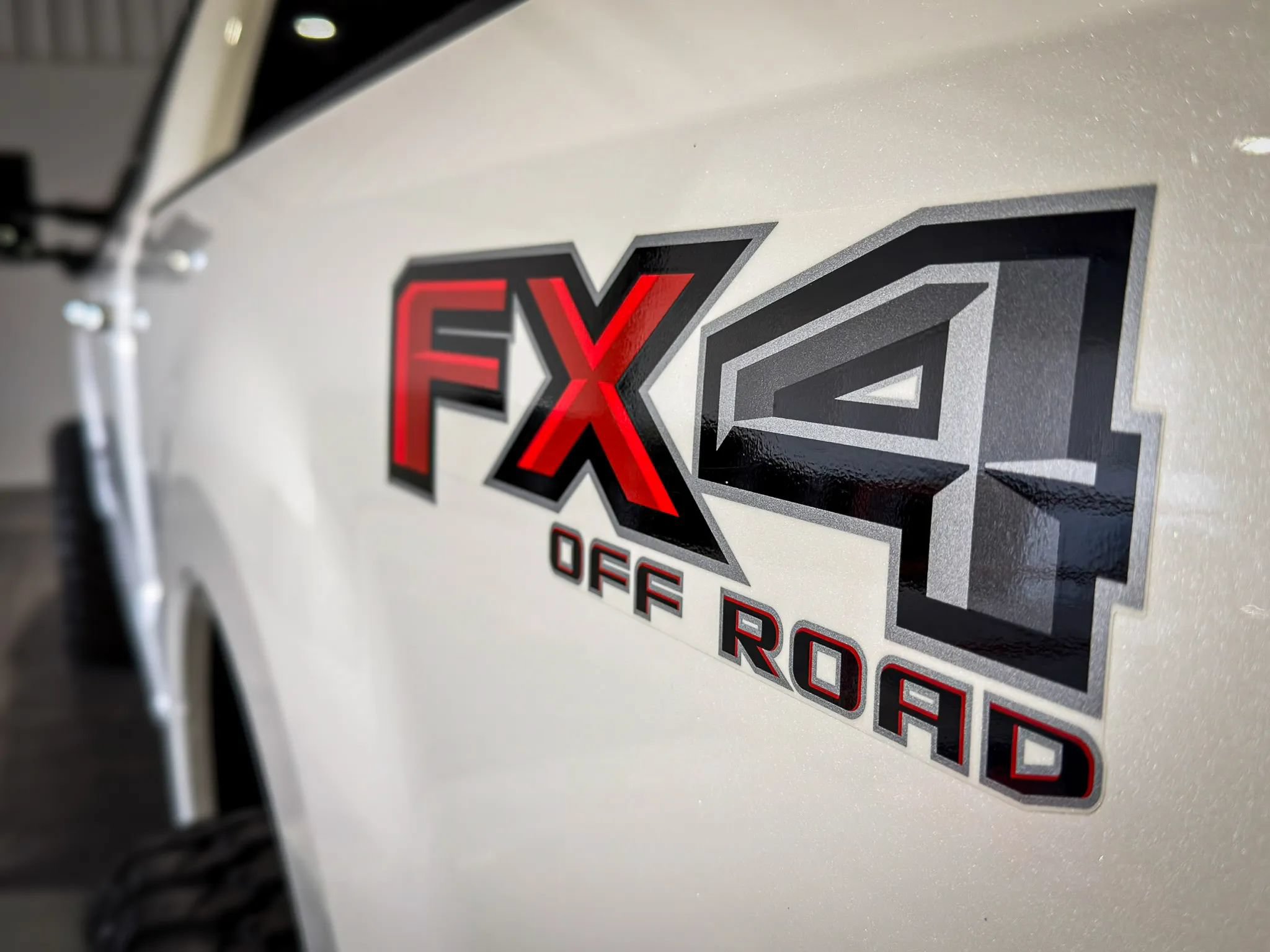 Used 2020 Ford F350 Platinum AWD/4WD image 8