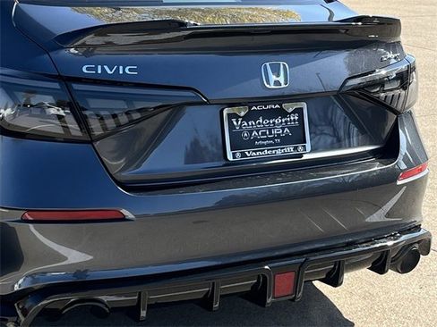 Used 2023 Honda Civic Sport image 6