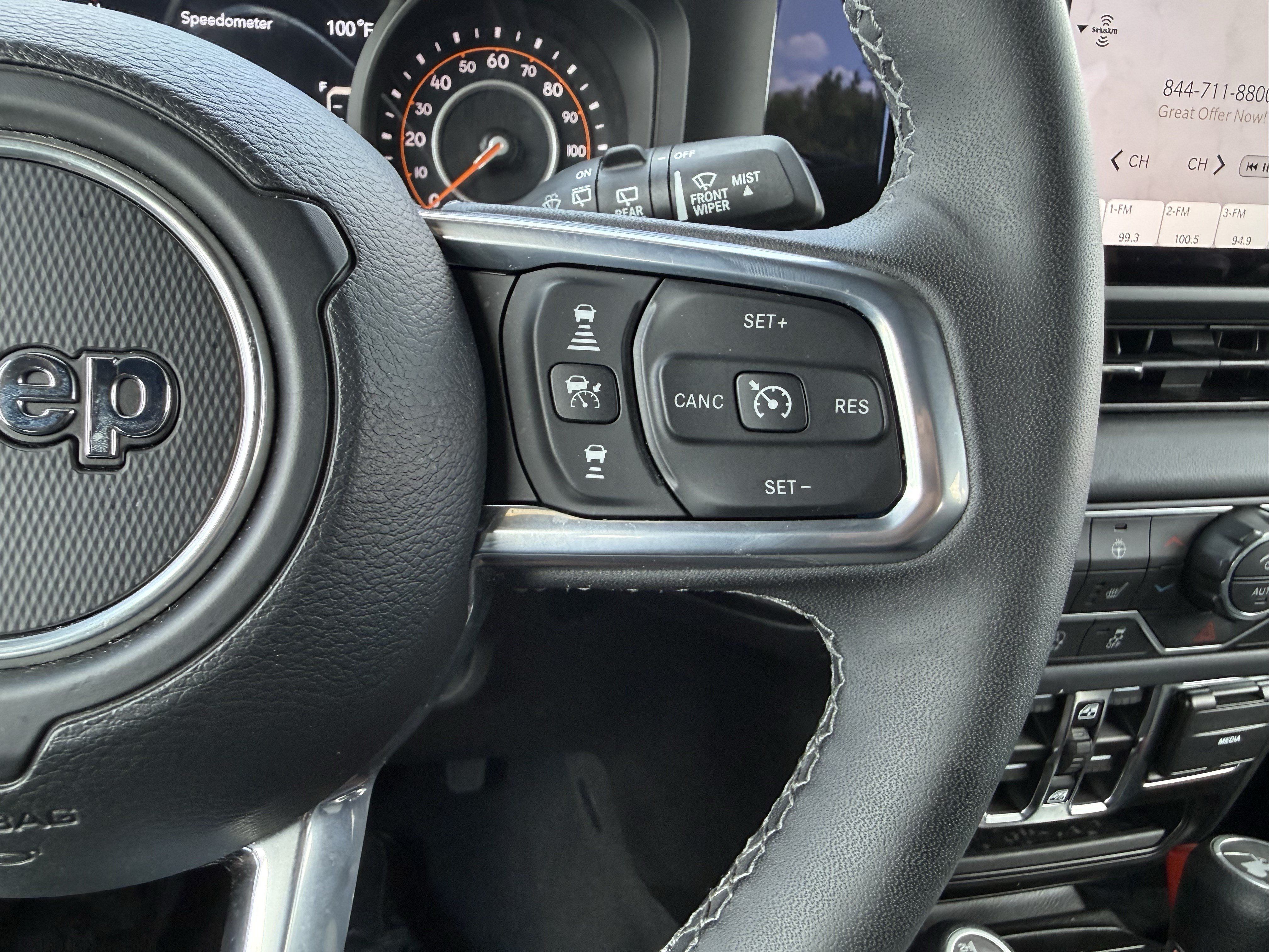 Used 2026 Jeep Wrangler Unlimited Sahara AWD/4WD image 19
