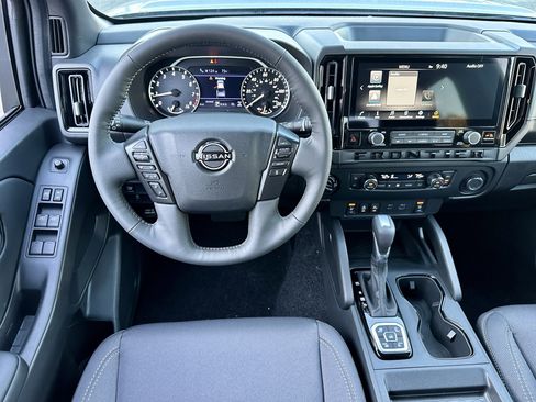 New 2026 Nissan Frontier SV image 2