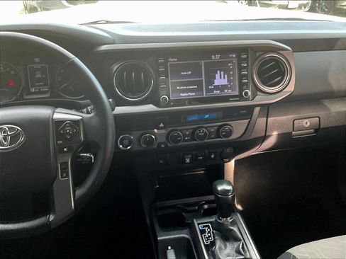 Used 2023 Toyota Tacoma TRD Sport w/ Black Out Package (TMS) AWD/4WD image 9