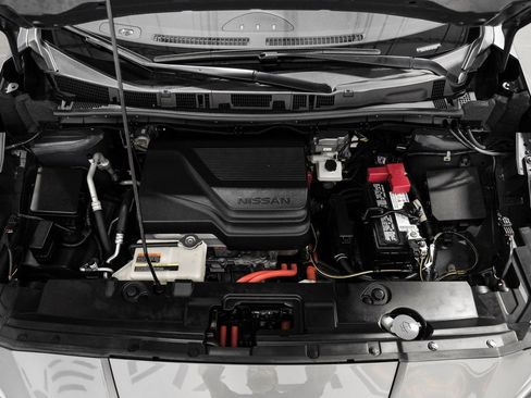 Used 2023 Nissan Leaf S image 47