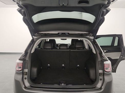 Used 2022 Jeep Compass Limited AWD/4WD image 25