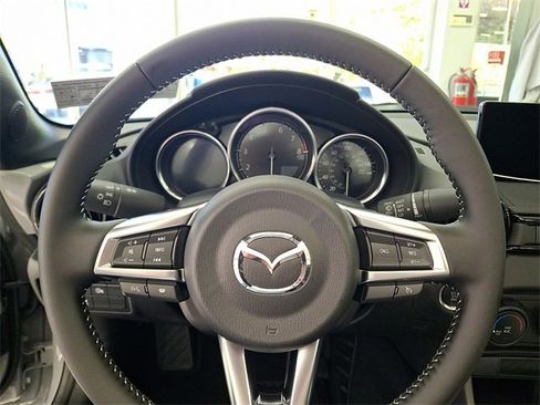 New 2025 MAZDA MX-5 Miata Club image 13