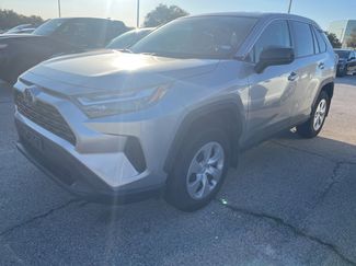 Used 2024 Toyota RAV4 LE video 1