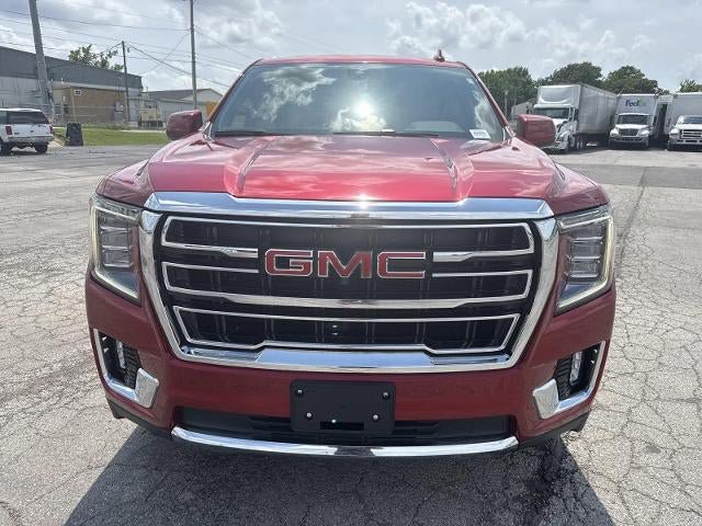 Used 2021 GMC Yukon SLT w/ SLT Luxury Plus Package AWD/4WD image 2