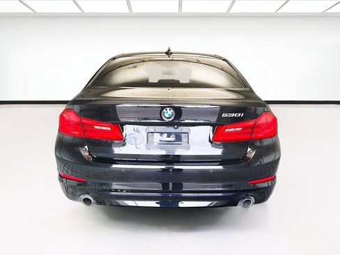 Used 2019 BMW 530i w/ Convenience Package RWD image 5