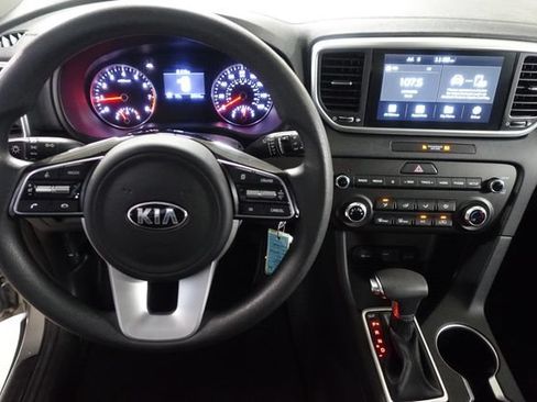 Used 2022 Kia Sportage LX FWD image 12
