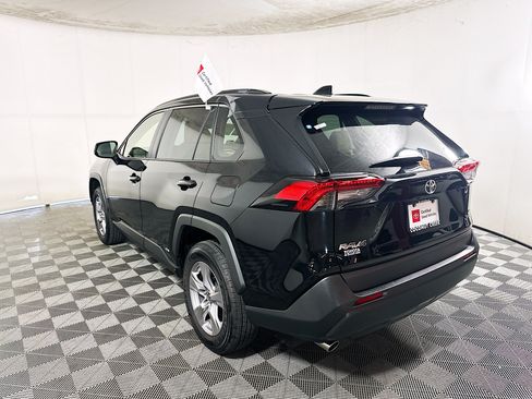 Certified 2025 Toyota RAV4 LE AWD/4WD image 5