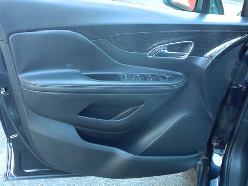 Used 2016 Buick Encore FWD image 7