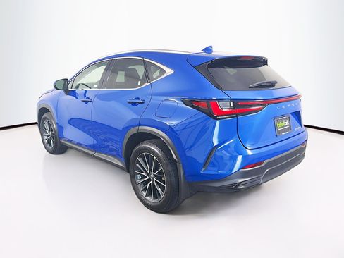 Used 2025 Lexus NX 250 FWD w/ Towing Package (2000 Lbs) image 5