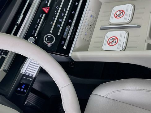 New 2026 Hyundai Santa Fe SE image 14