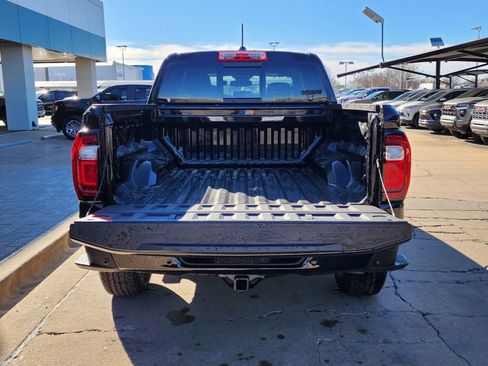 New 2026 GMC Canyon Elevation w/ Convenience Package image 47