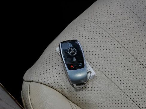 Used 2018 Mercedes-Benz E 300 image 68