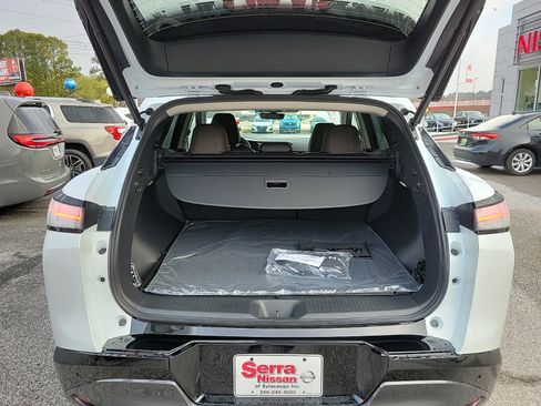 New 2025 Nissan Murano Platinum w/ Cargo Package image 10