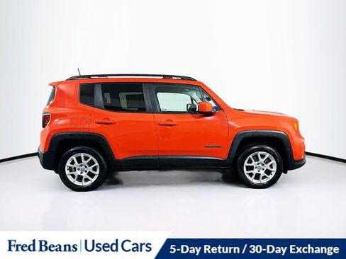 Used 2021 Jeep Renegade Latitude w/ Convenience Group AWD/4WD image 12