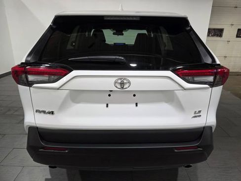 Used 2023 Toyota RAV4 LE image 4