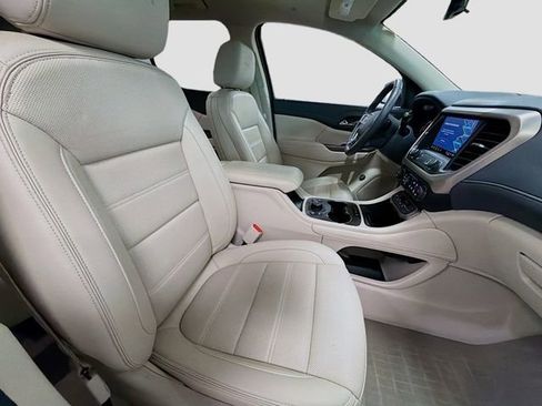 Certified 2023 GMC Acadia Denali w/ Denali Ultimate Package image 27