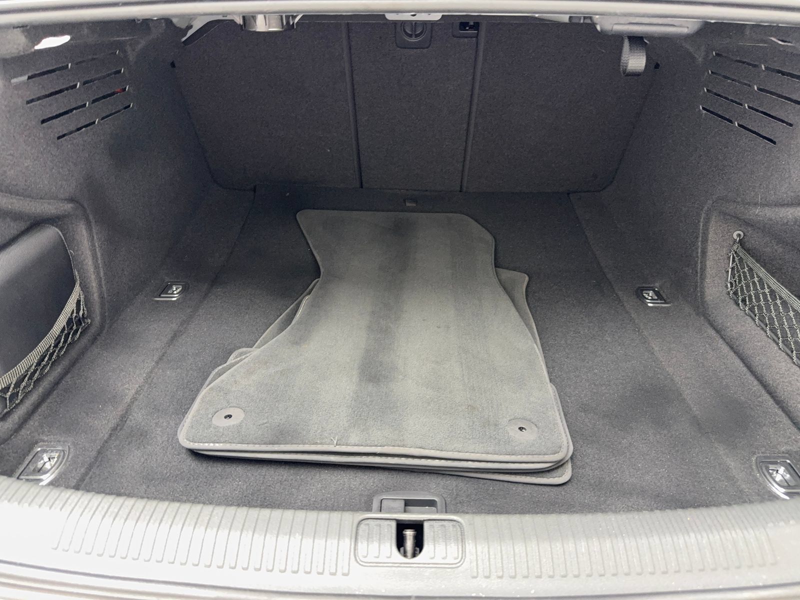 Used 2019 Audi A4 2.0T Premium FWD image 47