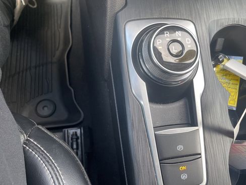 Used 2023 Ford Escape Platinum image 54