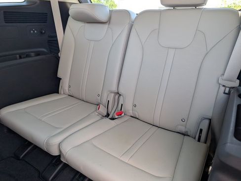 Used 2025 Kia Sorento S w/ Panoramic Sunroof Package FWD image 30