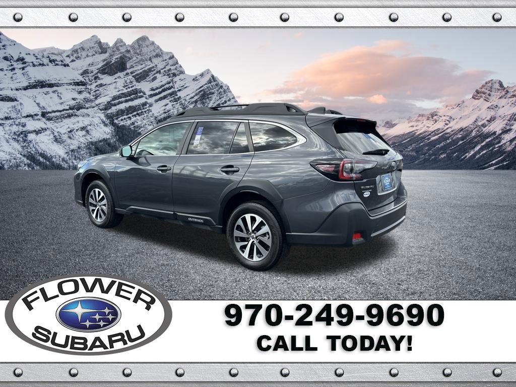 Used 2023 Subaru Outback Premium AWD/4WD image 5