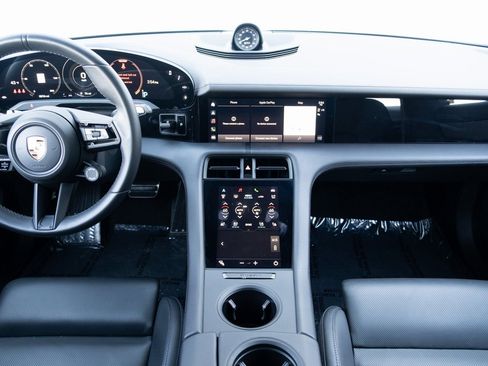 Used 2024 Porsche Taycan GTS image 20