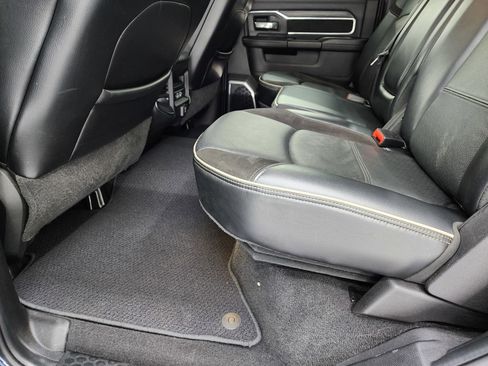 Used 2023 RAM 2500 Laramie w/ Night Edition image 9