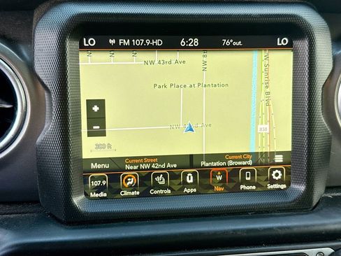 Used 2023 Jeep Wrangler Unlimited Rubicon 4xe w/ Cold Weather Group AWD/4WD image 14