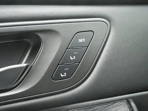 Used 2023 Nissan Rogue SL w/ SL Premium Package image 27