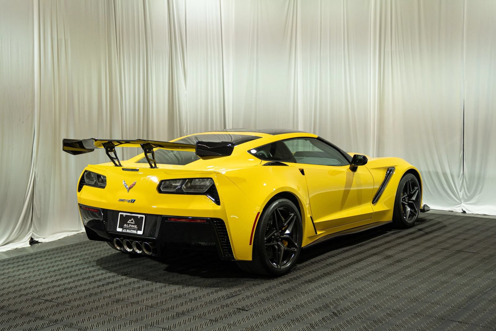 Used 2019 Chevrolet Corvette ZR1 RWD image 4