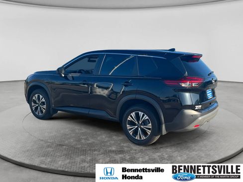 Used 2023 Nissan Rogue SV FWD image 7