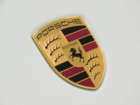 Certified 2024 Porsche Macan 4 Electric AWD/4WD image 14