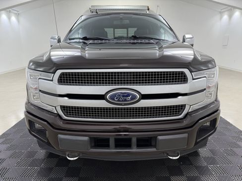 Used 2018 Ford F150 Platinum w/ Equipment Group 701A Luxury image 2