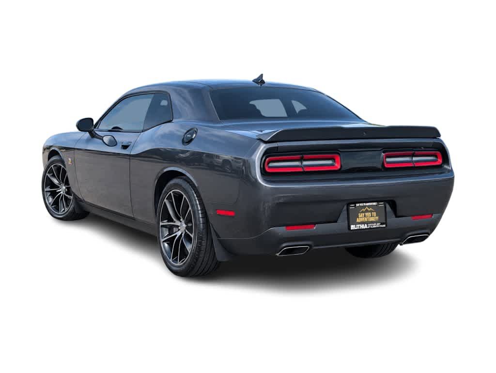 Used 2016 Dodge Challenger R/T Scat Pack w/ Leather Interior Group RWD image 6