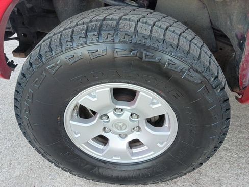 Used 2007 Toyota Tacoma PreRunner image 28