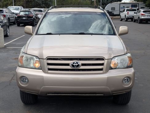 Used 2007 Toyota Highlander 4WD V6 w/ 3rd Row image 11