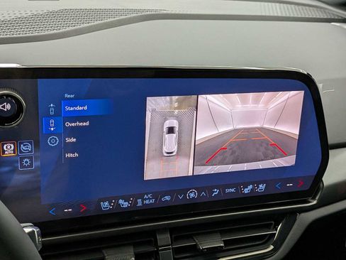 New 2026 Chevrolet Equinox EV RS image 29