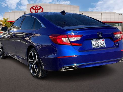 Used 2021 Honda Accord Sport image 2