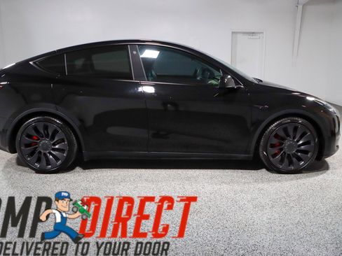 Used 2021 Tesla Model Y Performance AWD/4WD image 6