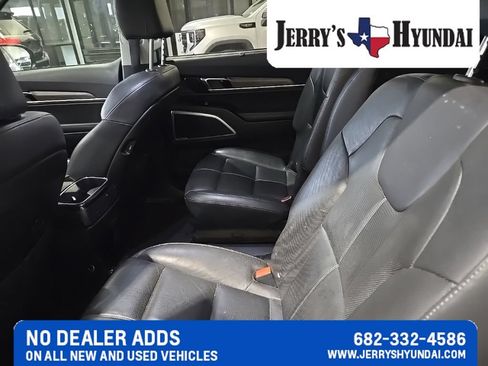 Used 2021 Kia Telluride EX w/ EX Premium Package AWD/4WD image 10