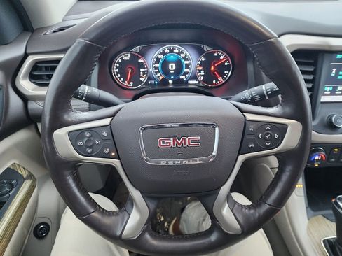 Used 2018 GMC Acadia Denali w/ Technology Package image 35